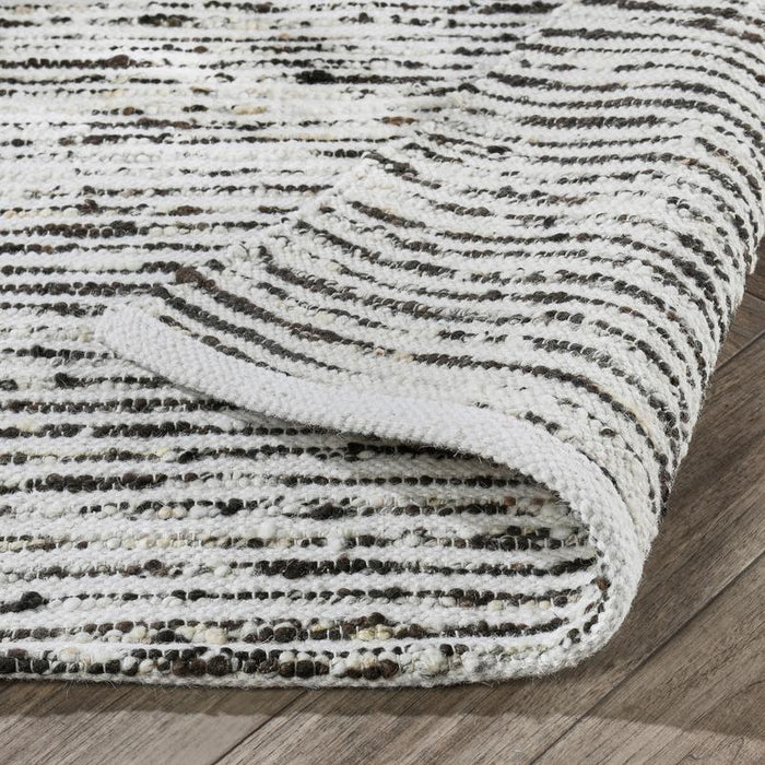 Kanso - Isa Stripe Rug