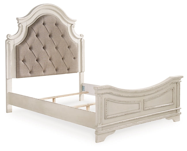 Realyn  Upholstered Panel Bed