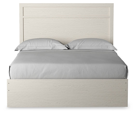 Stelsie  Panel Bed