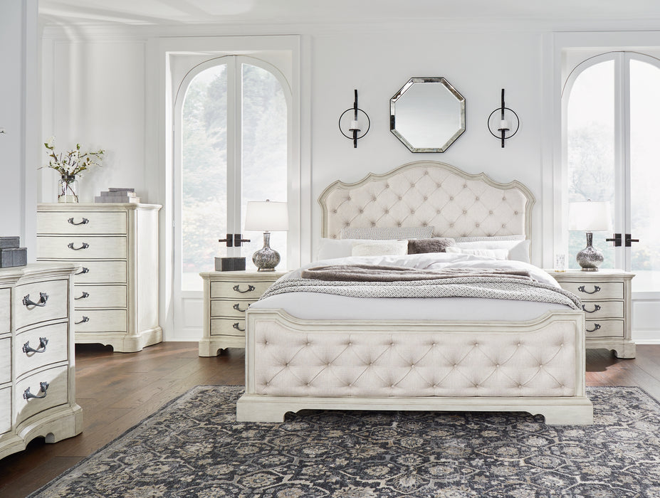 Arlendyne King Upholstered Bed with Mirrored Dresser, Chest and 2 Nightstands