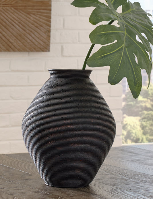 Ashley Express - Hannela Vase