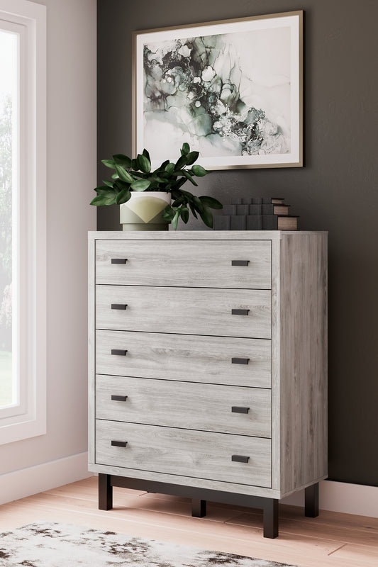 Vessalli Five Drawer Wide Chest