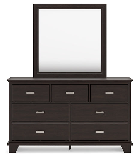 Covetown California King Panel Bed with Mirrored Dresser, Chest and 2 Nightstands